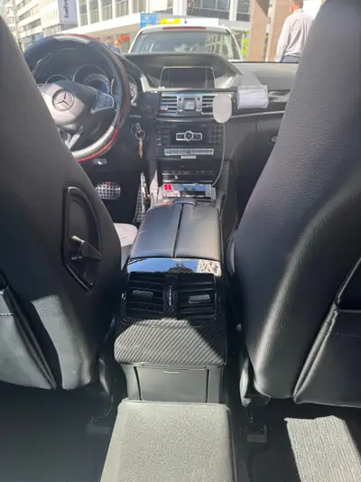 Mercedes-Benz E 220 CDI Avantgarde — Break diesel fiable, sans sinistre — Miniature 9