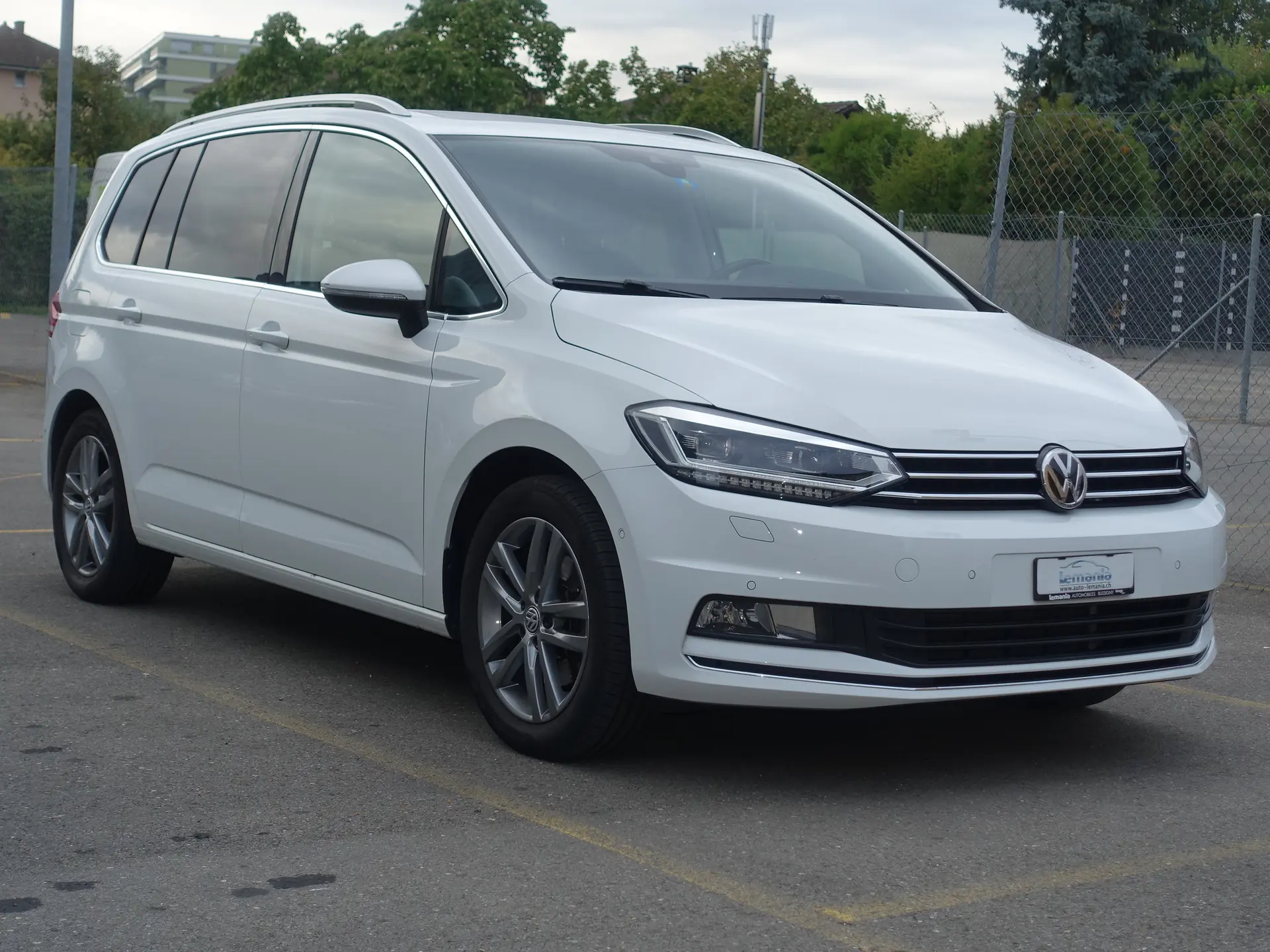 Volkswagen Touran 2016 occasion Bussigny — 1