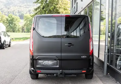 Ford Transit Custom 320L2H1 — Utilitaire diesel performant, 12 800 km, état impeccable — Armaturenbrett