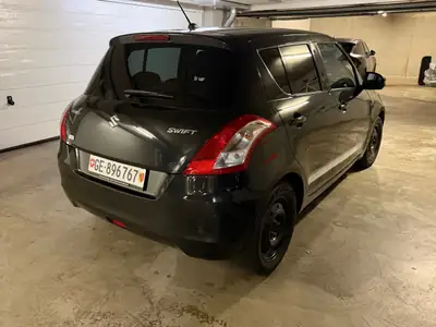 Suzuki Swift 1.2 Sergio Cellano Top — Citadine fiable, 78 000 km, boîte automatique — detail