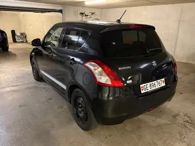 Suzuki Swift 1.2 Sergio Cellano Top — Citadine fiable, 78 000 km, boîte automatique — interior