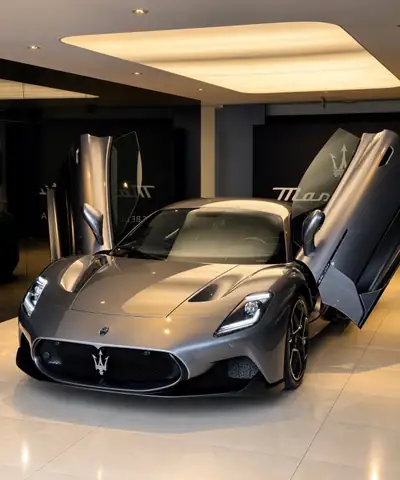 Maserati MC 20 3.0 V6 — Supercar d'exception, 25'561 km, état impeccable — arrière