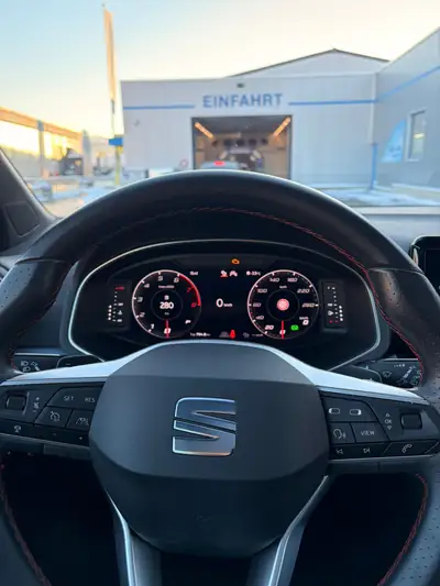 SEAT Ibiza 1.5 TSI FR DSG — Citadine dynamique, sans accident, 75'000 km — rear view