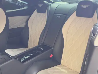 Bentley Continental 4.0 V8 S — Coupé de prestige 2016, 76 500 km seulement — detail