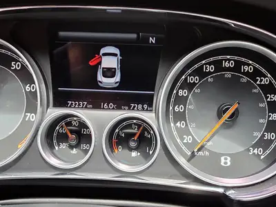 Bentley Continental 4.0 V8 S — Coupé de prestige 2016, 76 500 km seulement — interior