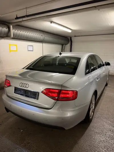 Audi A4 2.0 TDI 143 — Berline fiable, moteur économe, sans sinistre — tableau de bord