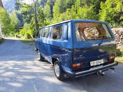 VW Caravelle T3 1985 — Le classique du voyage en famille, véhicule de collection homologué — arrière