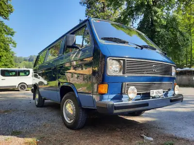 VW Caravelle T3 1985 — Le classique du voyage en famille, véhicule de collection homologué — côté