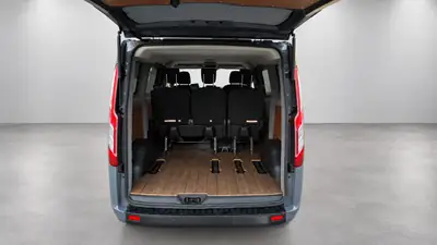 Ford Transit Custom 2.0 TDCi 185 — Fourgon aménagé camping, 68000 km — intérieur