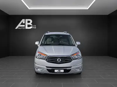 SsangYong Rodius SV200 e-XDi — Monospace 7 places diesel 4WD, première main — vue extérieure