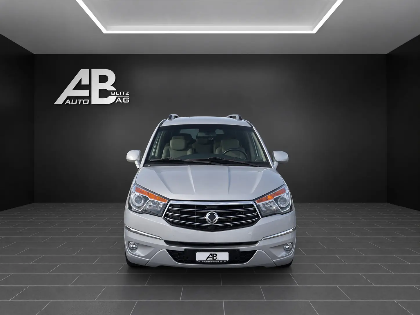Kgm Ssangyong Rodius 2015 occasion Hunzenschwil — 1