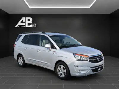 SsangYong Rodius SV200 e-XDi — Monospace 7 places diesel 4WD, première main — détail