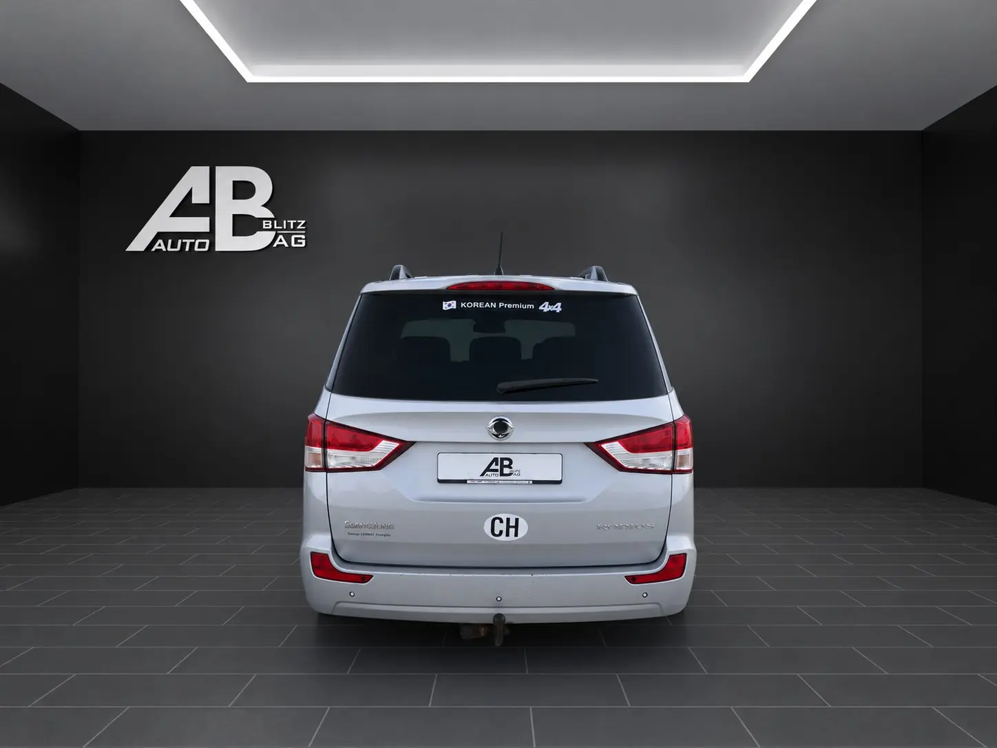 Kgm Ssangyong Rodius 2015 occasion Hunzenschwil — 4