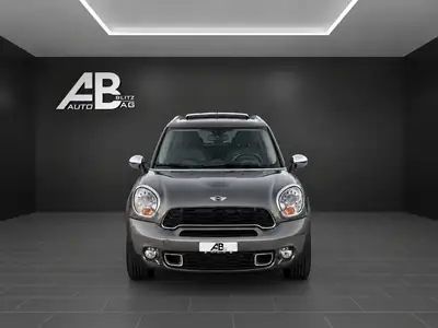 MINI Countryman Cooper S ALL4 — SUV compact dynamique, transmission automatique, tous chemins — vista esterna