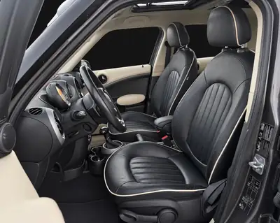 MINI Countryman Cooper S ALL4 — SUV compact dynamique, transmission automatique, tous chemins — Miniatura 7