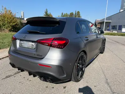 Mercedes-AMG A 45 S 4matic+ Limited Edition — 421 ch, performances extrêmes, kilométrage préservé — Miniatura 11