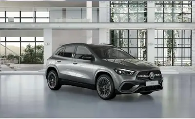 Mercedes-Benz GLA 200 AMG Line — SUV hybride mild, toit panoramique, moins de 23 000 km — vue extérieure
