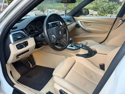 BMW 330e — Berline hybride rechargeable, 120 000 km, excellent état — dettaglio