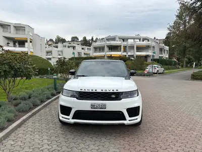 Land Rover Range Rover Sport 3.0 I6D HSE Dynamic — Diesel MHEV, 300 ch et élégance britannique — side view