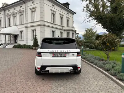 Land Rover Range Rover Sport 3.0 I6D HSE Dynamic — Diesel MHEV, 300 ch et élégance britannique — dashboard