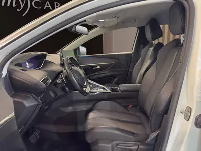 Peugeot 3008 1.2 PureTech Allure Pack — SUV polyvalent, boîte auto fluide — dettaglio