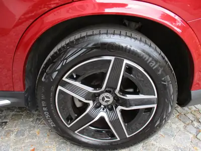 Mercedes-Benz GLC 300 AMG Line 4Matic Coupé — Élégance sportive et efficacité hybride — Thumbnail 7