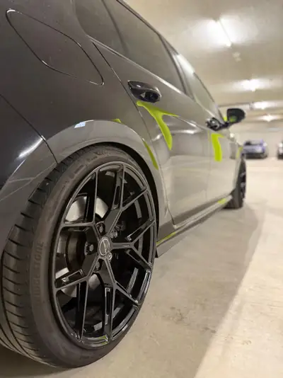 VW Golf 2.0 TSI R DSG 4motion — Performance 300 ch et transmission intégrale — tableau de bord
