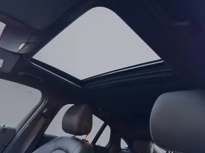 Mercedes-Benz GLC 43 AMG Coupé — Élégance sportive et performance 390 ch — Miniatur 11