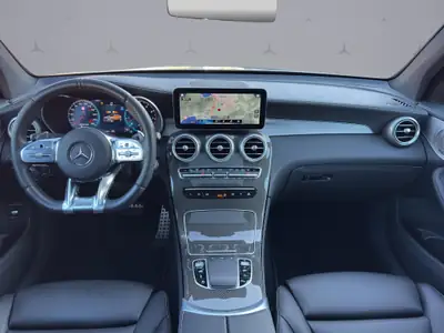 Mercedes-Benz GLC 43 AMG Coupé — Élégance sportive et performance 390 ch — Miniatur 13