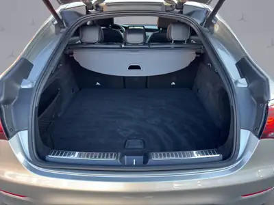 Mercedes-Benz GLC 43 AMG Coupé — Élégance sportive et performance 390 ch — Miniatur 18