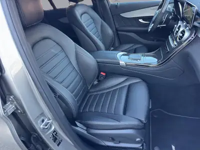 Mercedes-Benz GLC 43 AMG Coupé — Élégance sportive et performance 390 ch — Miniatur 16
