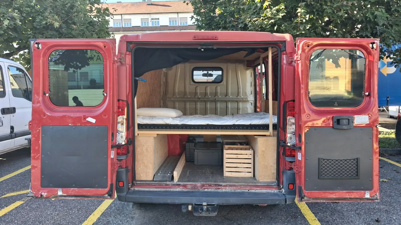 Peugeot Boxer 2.2 HDI 120 — Utilitaire fiable, faible kilométrage, sans sinistre