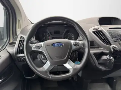 Ford Transit Custom 300 L1H1 — Utilitaire fiable 9 places, sans sinistre — fianco