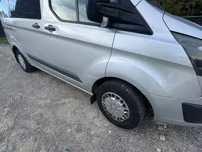 Ford Transit Custom 300 L1H1 — Utilitaire fiable 9 places, sans sinistre — dettaglio