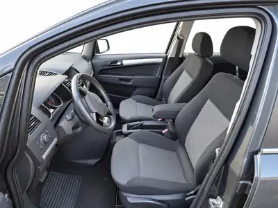 Opel Zafira 1.8 16V Enjoy — Monospace 7 places, entretien récent et contrôle technique — detail
