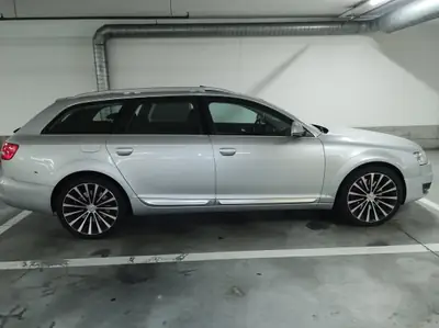 Audi A6 Allroad 3.0 V6 TDI — Break 4x4 premium, moteur puissant et fiable — Seitenansicht