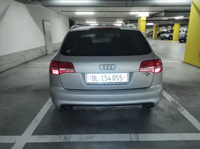 Audi A6 Allroad 3.0 V6 TDI — Break 4x4 premium, moteur puissant et fiable — Innenraum