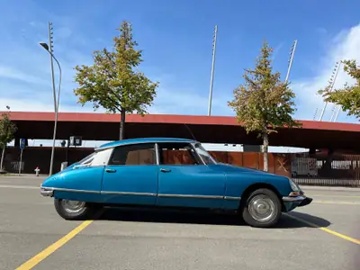 Citroën DS 21 Pallas 1970 — Icône française, élégance intemporelle et mécanique fiable — arrière