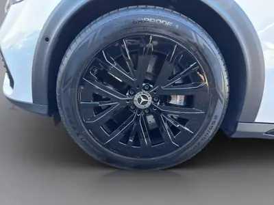 Mercedes-Benz E 450 All-Terrain Kombi — Hybride mild, élégance et polyvalence — Miniature 21