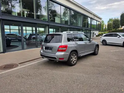 Mercedes-Benz GLK 350 V6 4Matic — SUV premium sans compromis, 105'000 km seulement — arrière