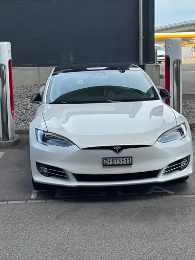 Tesla Model S 100 Performance D — Berline électrique haute performance, 120'000 km — Außenansicht