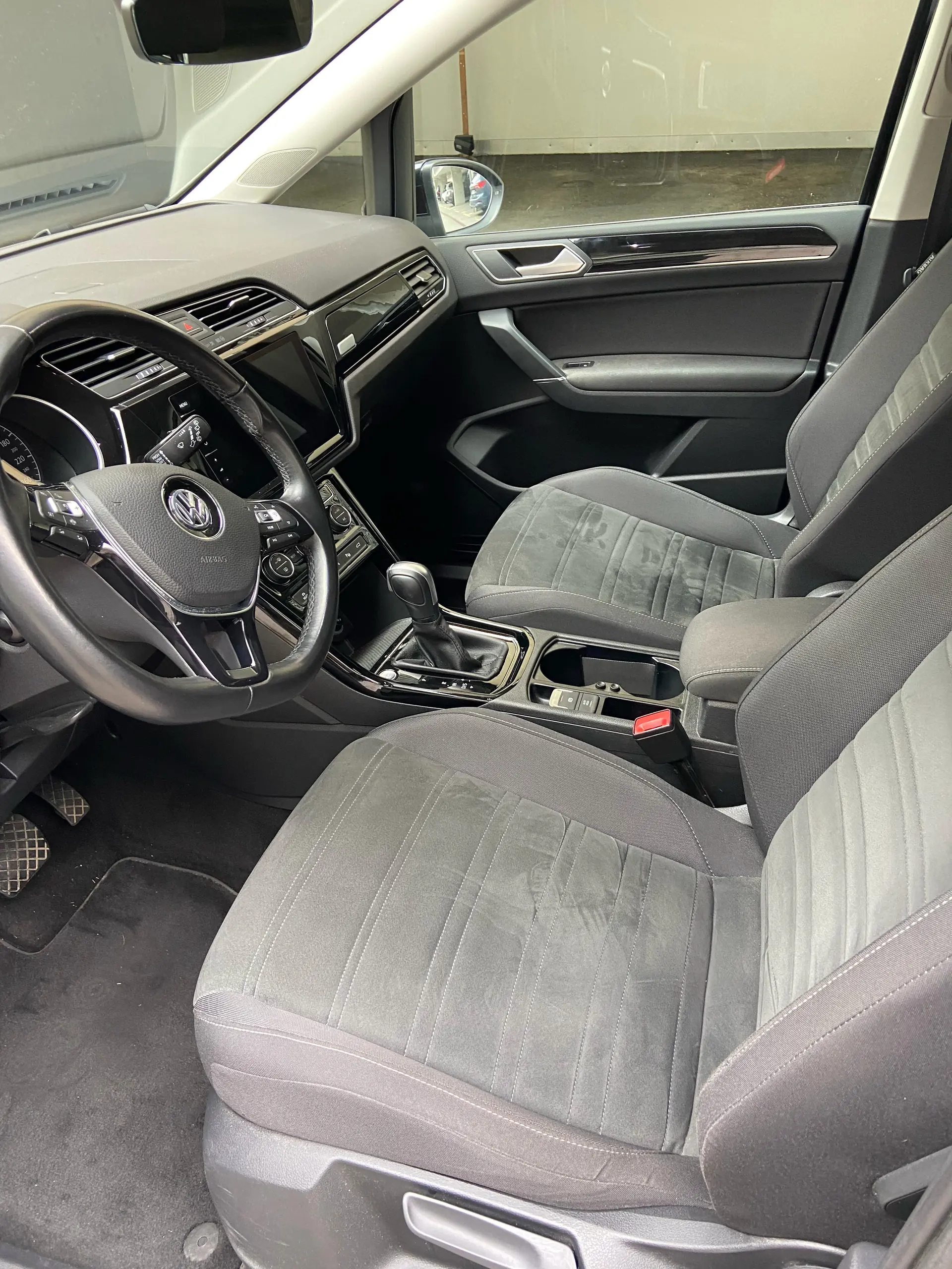 Volkswagen Touran 2019 occasion Vaulruz — 3