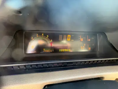Opel Senator 3.0i CD — Berline de prestige années 80, moteur puissant et transmission automatique — tableau de bord