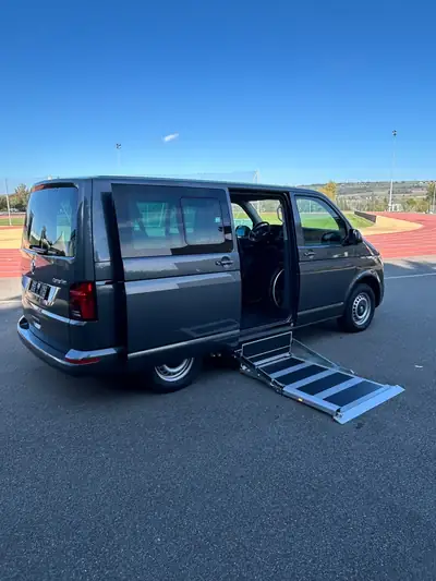 VW T6.1 2.0 TDI 150 Comfortline DSG — 7 places, très faible kilométrage, diesel efficient — tableau de bord