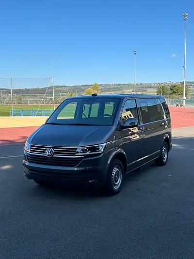 VW T6.1 2.0 TDI 150 Comfortline DSG — 7 places, très faible kilométrage, diesel efficient — Miniature 7