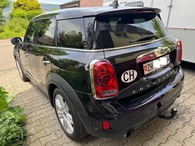 MINI Countryman Cooper S ALL4 — SUV compact polyvalent, 4x4 intégral et équipements premium — Seitenansicht