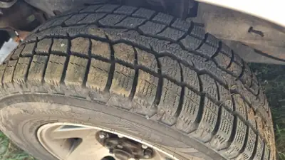 Mitsubishi Pajero Sport TD 2.5 — SUV robuste diesel, 5 places, sans sinistre — Armaturenbrett
