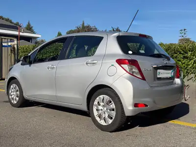 Toyota Yaris 1.33 Sol 2012 — Citadine fiable, économique et bien équipée — Innenraum