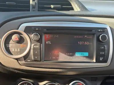 Toyota Yaris 1.33 Sol 2012 — Citadine fiable, économique et bien équipée — Miniatur 18
