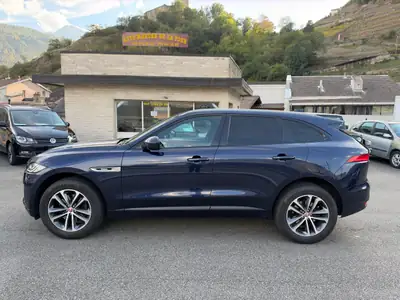 Jaguar F-Pace 3.0 TD R-Sport AWD — SUV premium diesel, 300 ch et traction intégrale — Seitenansicht
